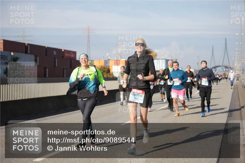 03.10.2025 - Köhlbrandbrückenlauf Jannik Wohlers http://msf.ph/oto/9089544 03.10.2025 10:09:45 Position 3 2845 meine-sportfotos.de