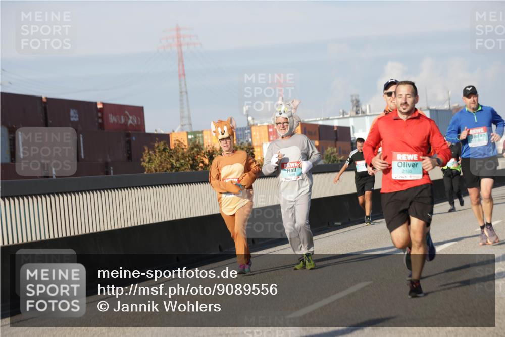 03.10.2025 - Köhlbrandbrückenlauf Jannik Wohlers http://msf.ph/oto/9089556 03.10.2025 09:58:39 Position 3 1289, 2165, 1510 meine-sportfotos.de