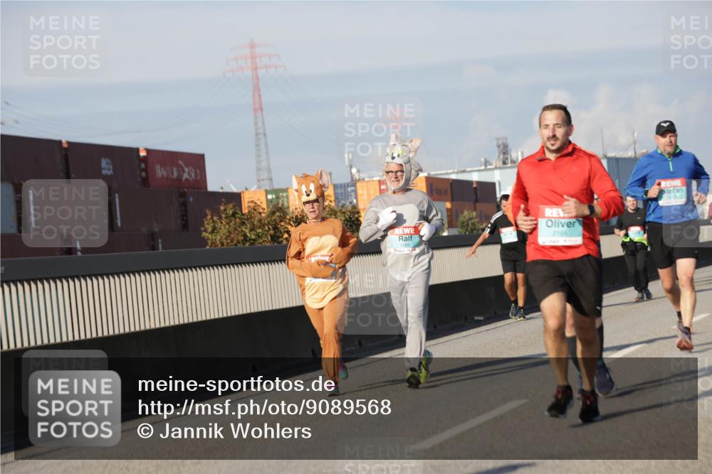 03.10.2025 - Köhlbrandbrückenlauf Jannik Wohlers http://msf.ph/oto/9089568 03.10.2025 09:58:39 Position 3 1289, 2165, 1510 meine-sportfotos.de
