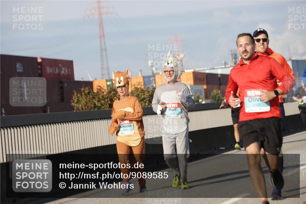03.10.2025 - Köhlbrandbrückenlauf Jannik Wohlers http://msf.ph/oto/9089585 03.10.2025 09:58:39 Position 3 1288, 2165, 1289 meine-sportfotos.de