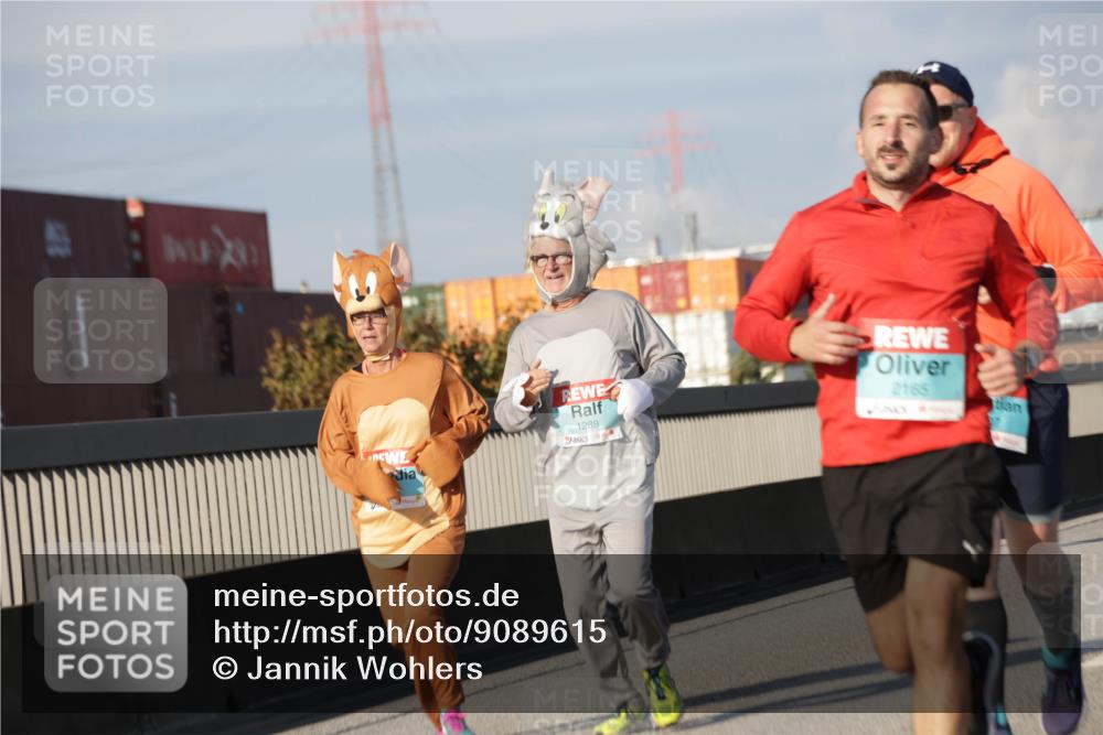 03.10.2025 - Köhlbrandbrückenlauf Jannik Wohlers http://msf.ph/oto/9089615 03.10.2025 09:58:39 Position 3 1289, 2165 meine-sportfotos.de