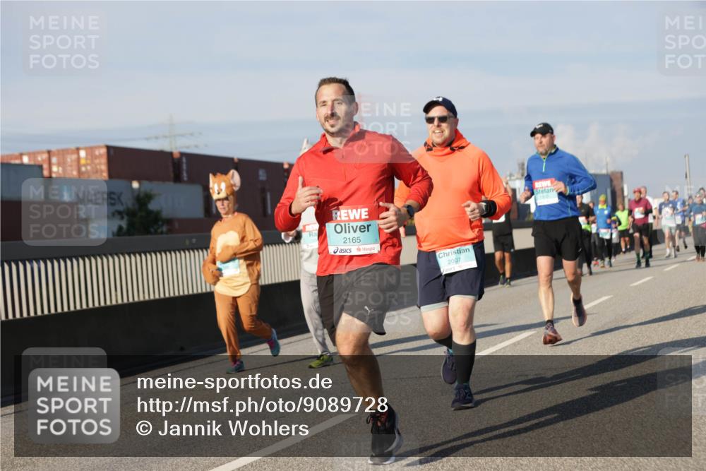 03.10.2025 - Köhlbrandbrückenlauf Jannik Wohlers http://msf.ph/oto/9089728 03.10.2025 09:58:41 Position 3 2165, 2007 meine-sportfotos.de