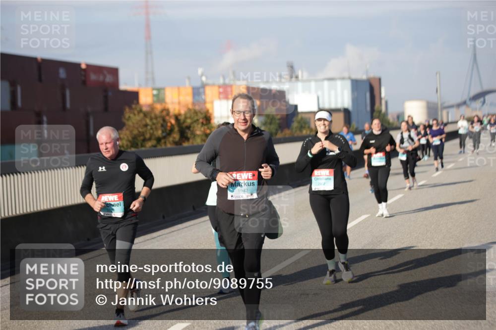 03.10.2025 - Köhlbrandbrückenlauf Jannik Wohlers http://msf.ph/oto/9089755 03.10.2025 10:09:51 Position 3 1942, 2922 meine-sportfotos.de