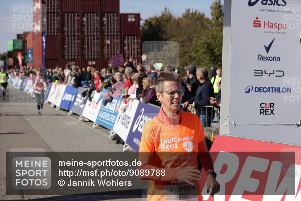 03.10.2025 - Köhlbrandbrückenlauf Jannik Wohlers http://msf.ph/oto/9089788 03.10.2025 13:19:25 Ziel 4593, 4691, 4725, 4828, 4971, 4996, 5009, 5405, 5443, 5451, 5578, 5853, 6057, 6225, 6226, 6230, 6576, 6753, 6776 meine-sportfotos.de