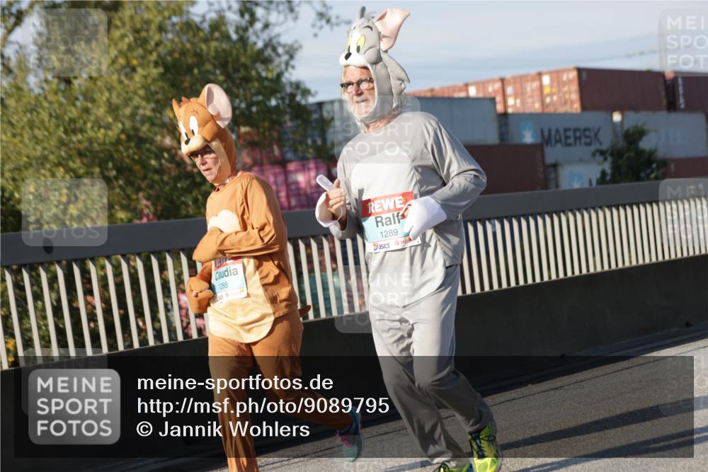 03.10.2025 - Köhlbrandbrückenlauf Jannik Wohlers http://msf.ph/oto/9089795 03.10.2025 09:58:43 Position 3 1289, 1288, 17 meine-sportfotos.de