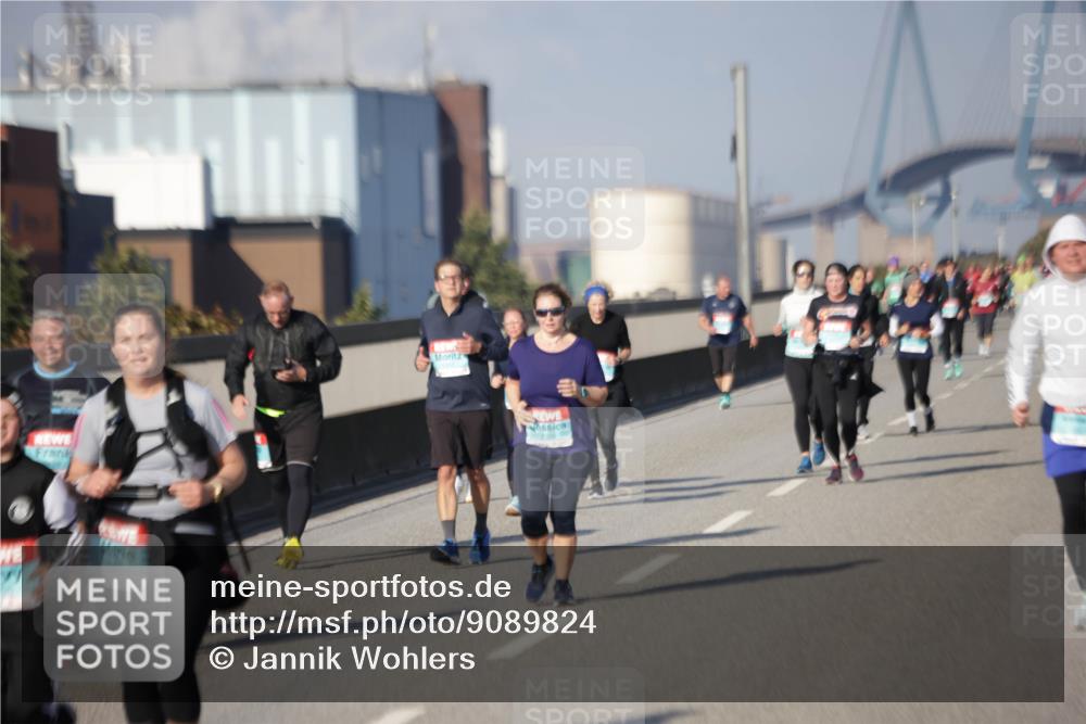 03.10.2025 - Köhlbrandbrückenlauf Jannik Wohlers http://msf.ph/oto/9089824 03.10.2025 10:09:56 Position 3 2339 meine-sportfotos.de