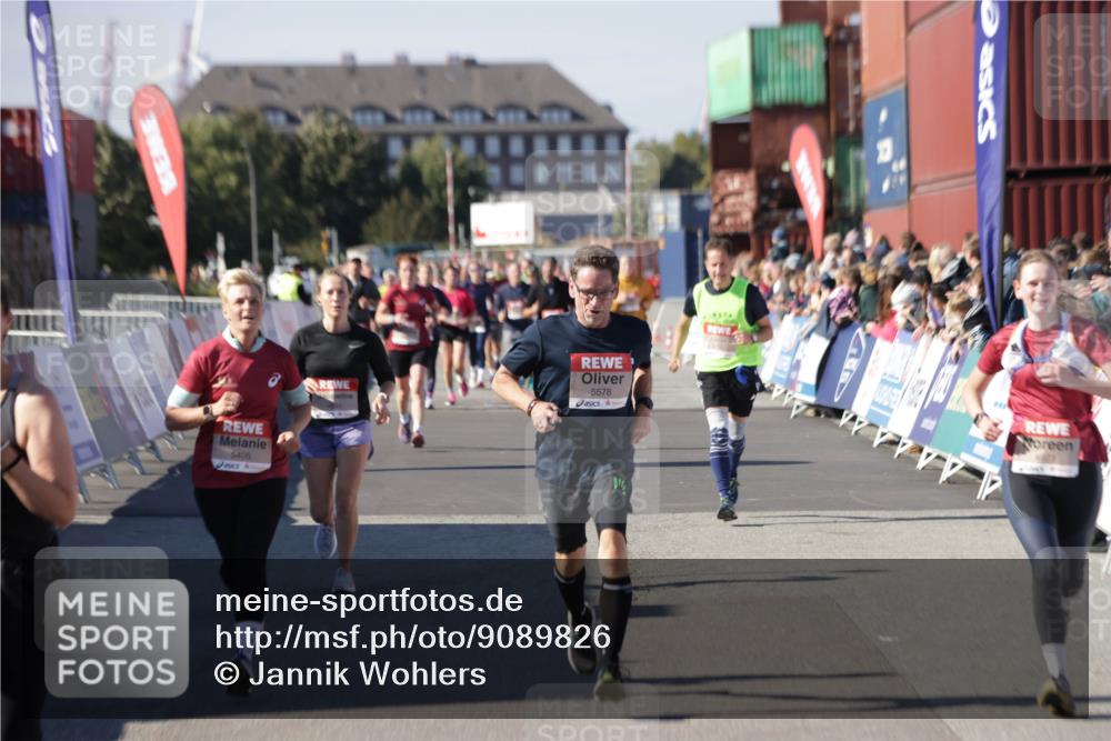 03.10.2025 - Köhlbrandbrückenlauf Jannik Wohlers http://msf.ph/oto/9089826 03.10.2025 13:19:26 Ziel 4593, 4691, 4725, 4828, 4971, 4996, 5009, 5405, 5443, 5451, 5578, 5853, 6057, 6225, 6226, 6230, 6576, 6753, 6776 meine-sportfotos.de