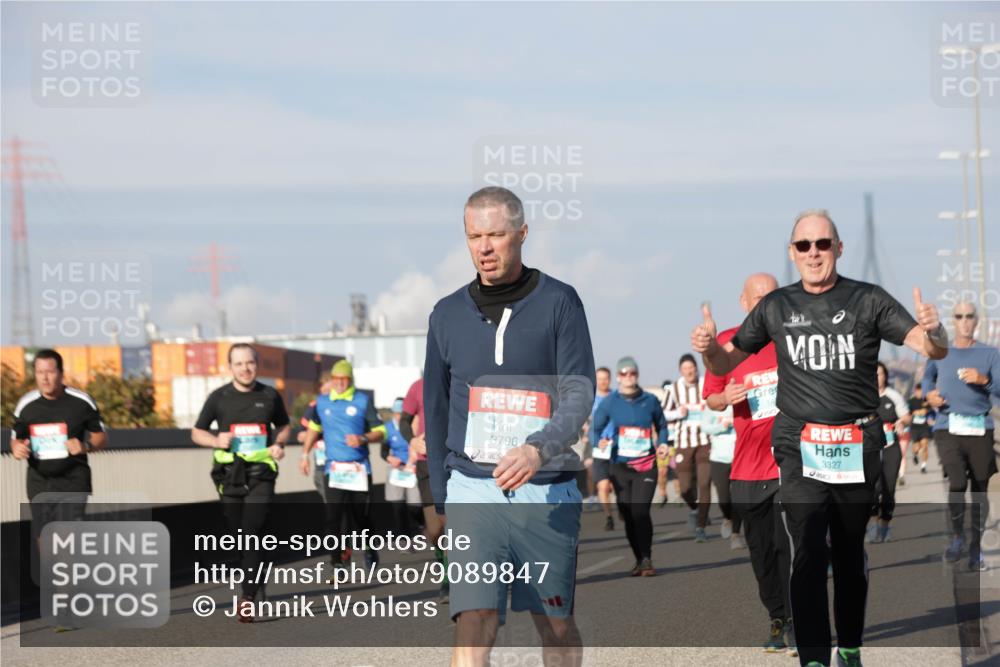 03.10.2025 - Köhlbrandbrückenlauf Jannik Wohlers http://msf.ph/oto/9089847 03.10.2025 09:58:44 Position 3 3796, 3327 meine-sportfotos.de