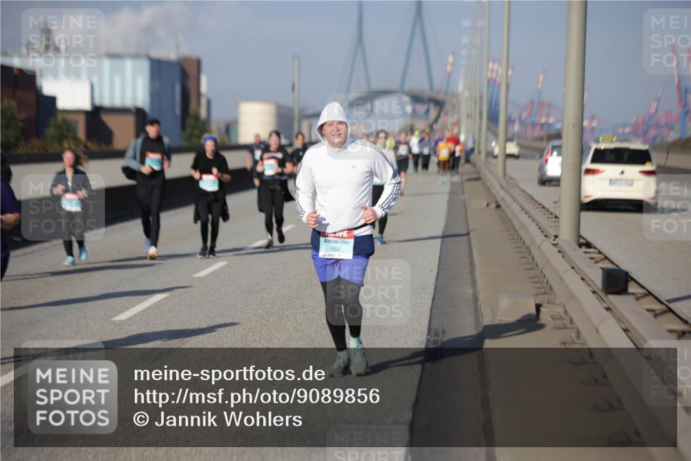 03.10.2025 - Köhlbrandbrückenlauf Jannik Wohlers http://msf.ph/oto/9089856 03.10.2025 10:10:01 Position 3  meine-sportfotos.de