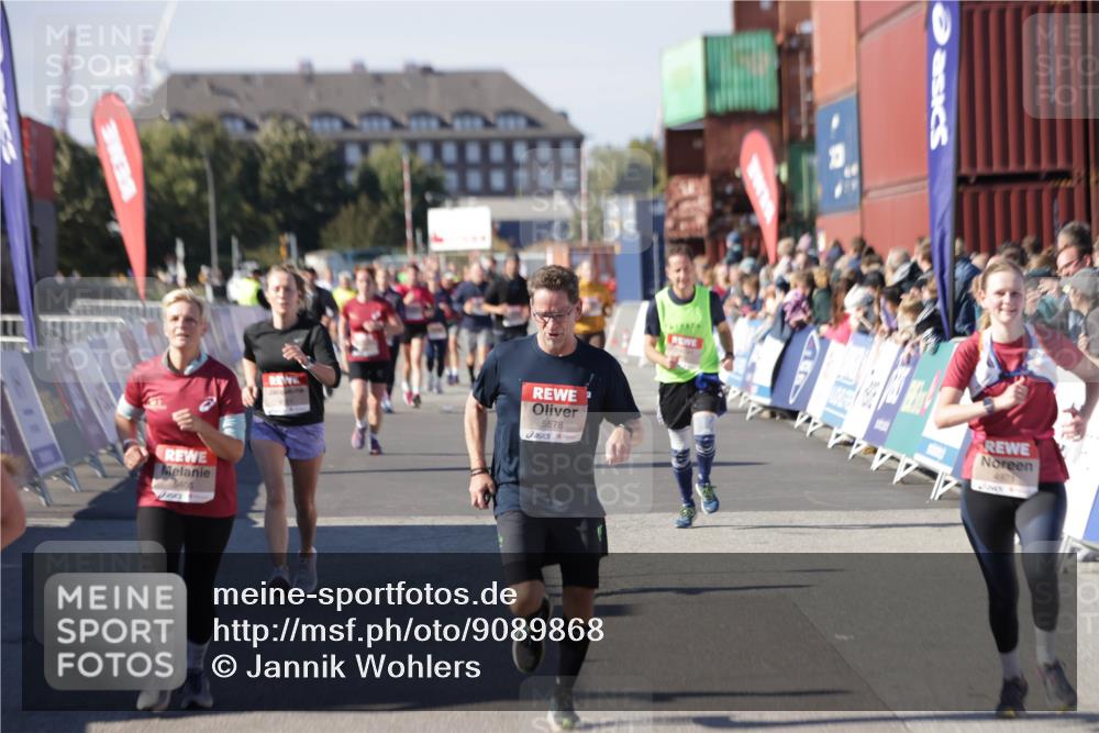 03.10.2025 - Köhlbrandbrückenlauf Jannik Wohlers http://msf.ph/oto/9089868 03.10.2025 13:19:26 Ziel 4593, 4691, 4725, 4828, 4971, 4996, 5009, 5405, 5443, 5451, 5578, 5853, 6057, 6225, 6226, 6230, 6576, 6753, 6776 meine-sportfotos.de