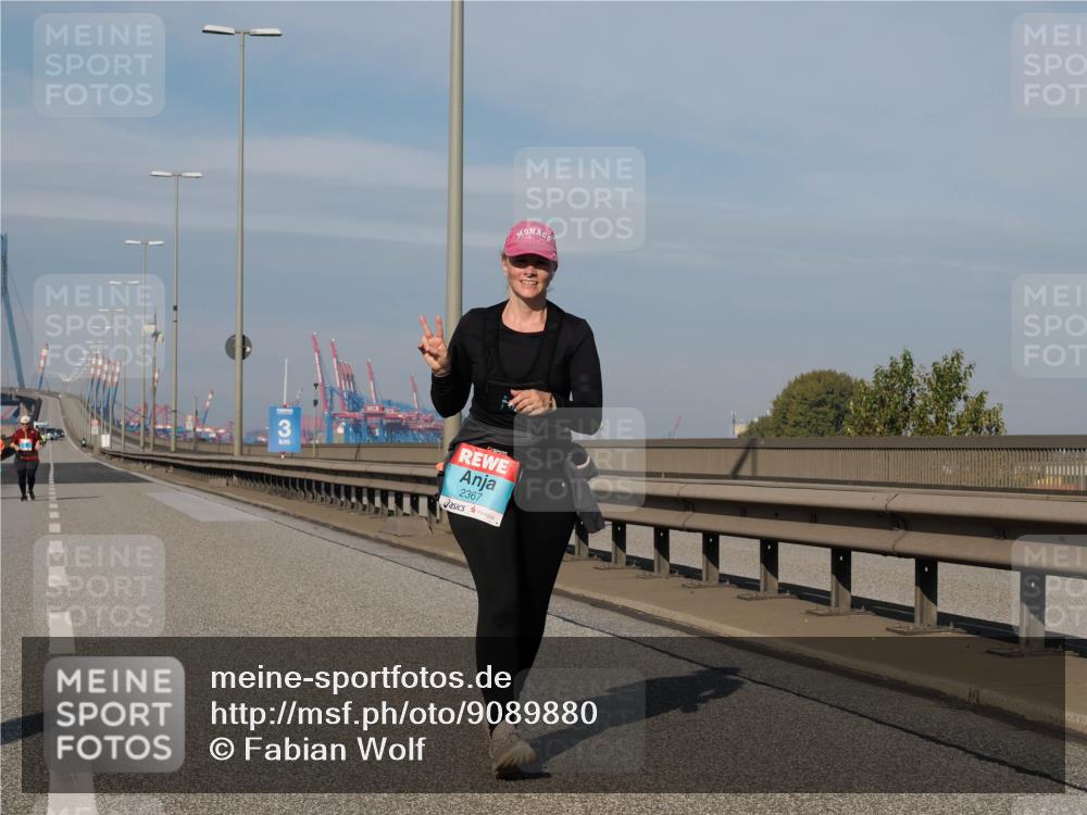 03.10.2025 - Köhlbrandbrückenlauf Fabian Wolf http://msf.ph/oto/9089880 03.10.2025 10:25:20 Position 3 3, 2367 meine-sportfotos.de