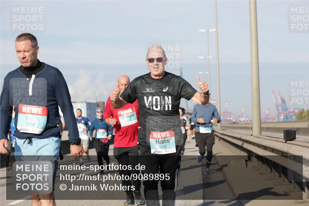 03.10.2025 - Köhlbrandbrückenlauf Jannik Wohlers http://msf.ph/oto/9089895 03.10.2025 09:58:46 Position 3 3796, 1498, 3327 meine-sportfotos.de