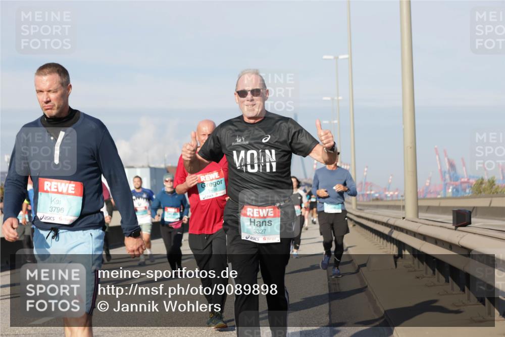 03.10.2025 - Köhlbrandbrückenlauf Jannik Wohlers http://msf.ph/oto/9089898 03.10.2025 09:58:46 Position 3 3796, 1498, 3327 meine-sportfotos.de