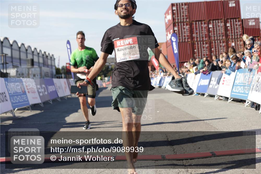 03.10.2025 - Köhlbrandbrückenlauf Jannik Wohlers http://msf.ph/oto/9089939 03.10.2025 12:53:42 Ziel 4043, 4155, 6085, 6422, 6624 meine-sportfotos.de