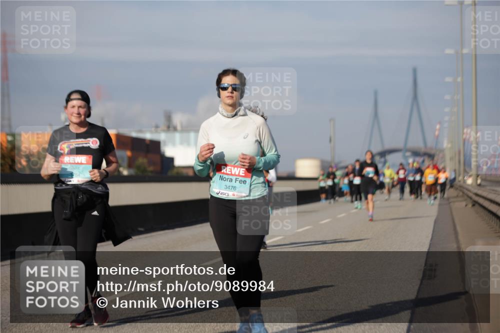 03.10.2025 - Köhlbrandbrückenlauf Jannik Wohlers http://msf.ph/oto/9089984 03.10.2025 10:10:10 Position 3 3476 meine-sportfotos.de