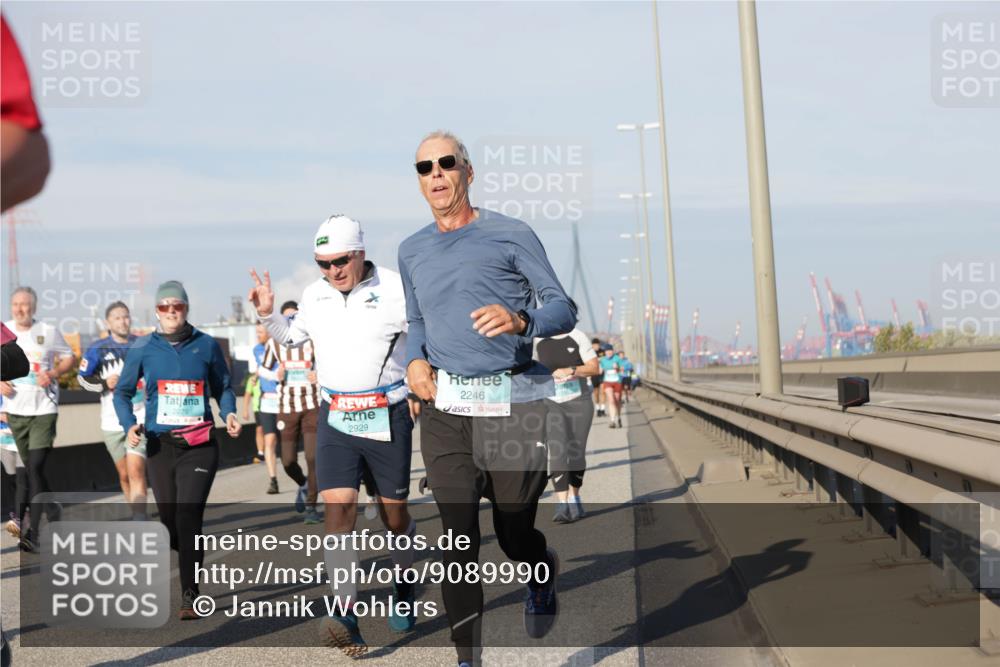 03.10.2025 - Köhlbrandbrückenlauf Jannik Wohlers http://msf.ph/oto/9089990 03.10.2025 09:58:49 Position 3 2079, 2929, 2246 meine-sportfotos.de