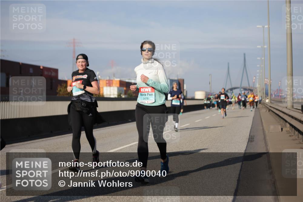 03.10.2025 - Köhlbrandbrückenlauf Jannik Wohlers http://msf.ph/oto/9090040 03.10.2025 10:10:10 Position 3 3476 meine-sportfotos.de