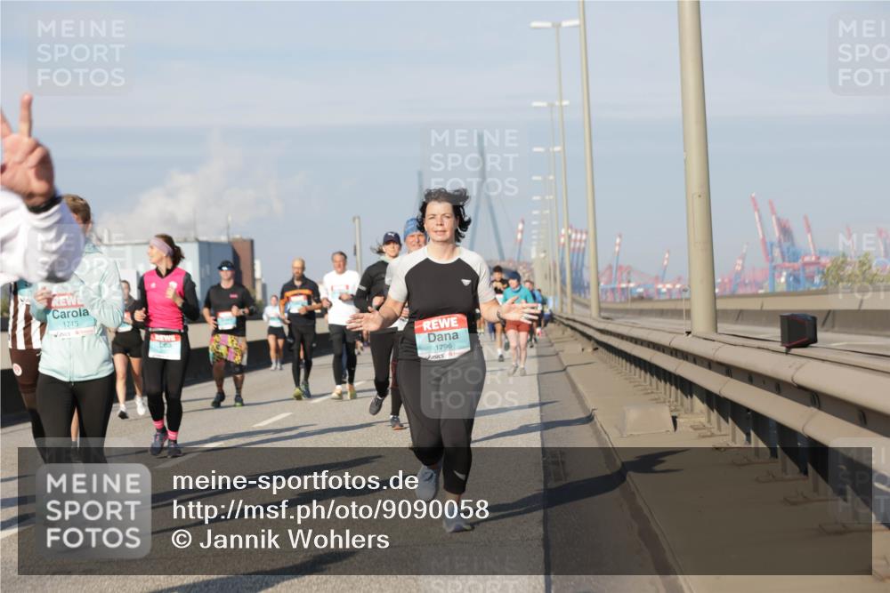 03.10.2025 - Köhlbrandbrückenlauf Jannik Wohlers http://msf.ph/oto/9090058 03.10.2025 09:58:50 Position 3 1745, 1796 meine-sportfotos.de