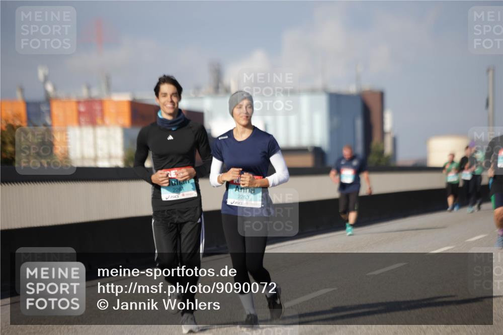 03.10.2025 - Köhlbrandbrückenlauf Jannik Wohlers http://msf.ph/oto/9090072 03.10.2025 10:10:12 Position 3 226, 2263 meine-sportfotos.de