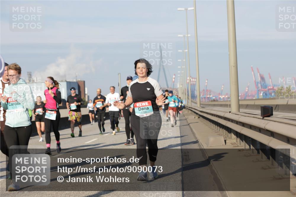 03.10.2025 - Köhlbrandbrückenlauf Jannik Wohlers http://msf.ph/oto/9090073 03.10.2025 09:58:50 Position 3 1745, 1796 meine-sportfotos.de