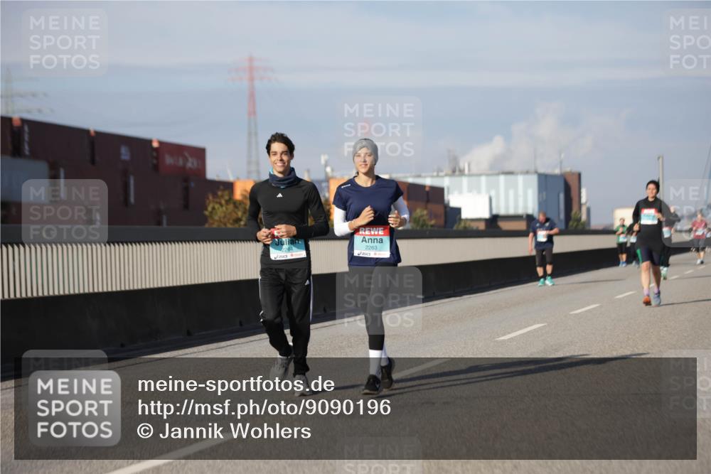 03.10.2025 - Köhlbrandbrückenlauf Jannik Wohlers http://msf.ph/oto/9090196 03.10.2025 10:10:14 Position 3 2263 meine-sportfotos.de