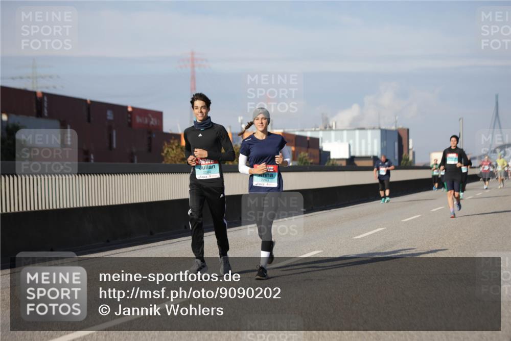 03.10.2025 - Köhlbrandbrückenlauf Jannik Wohlers http://msf.ph/oto/9090202 03.10.2025 10:10:14 Position 3 2264, 2263 meine-sportfotos.de