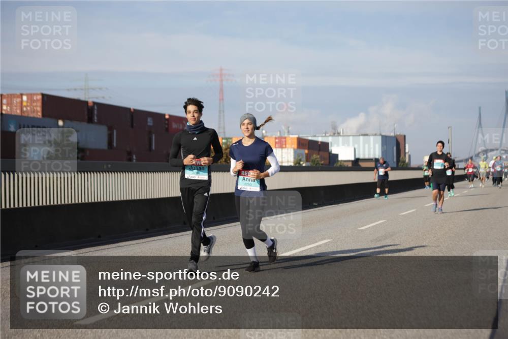 03.10.2025 - Köhlbrandbrückenlauf Jannik Wohlers http://msf.ph/oto/9090242 03.10.2025 10:10:14 Position 3 2263 meine-sportfotos.de