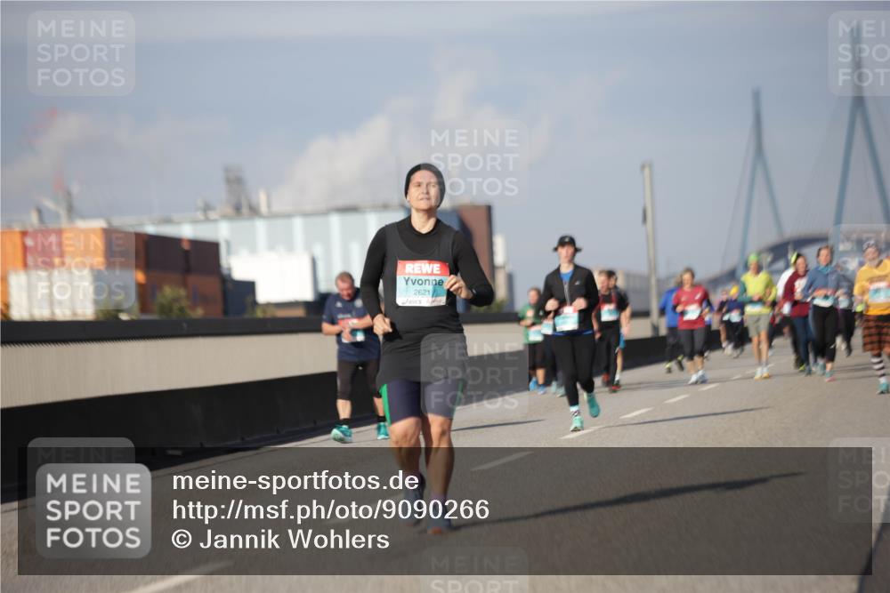 03.10.2025 - Köhlbrandbrückenlauf Jannik Wohlers http://msf.ph/oto/9090266 03.10.2025 10:10:17 Position 3 2621 meine-sportfotos.de