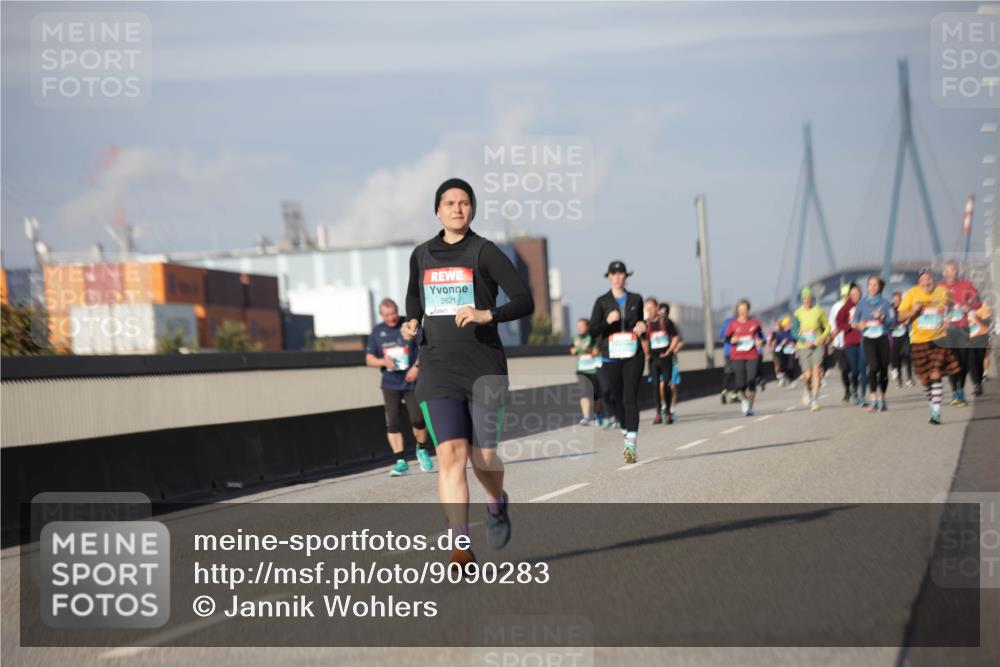 03.10.2025 - Köhlbrandbrückenlauf Jannik Wohlers http://msf.ph/oto/9090283 03.10.2025 10:10:17 Position 3 2621 meine-sportfotos.de