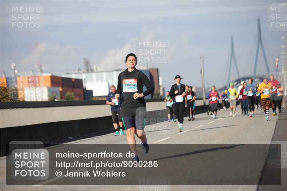 03.10.2025 - Köhlbrandbrückenlauf Jannik Wohlers http://msf.ph/oto/9090286 03.10.2025 10:10:18 Position 3 2621 meine-sportfotos.de
