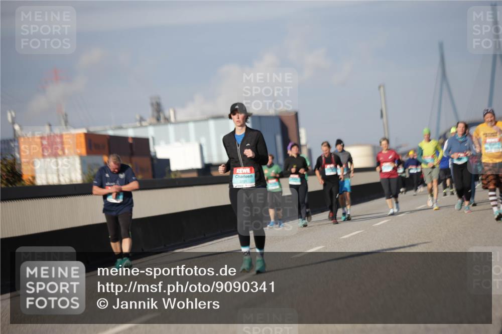 03.10.2025 - Köhlbrandbrückenlauf Jannik Wohlers http://msf.ph/oto/9090341 03.10.2025 10:10:21 Position 3 3701, 1 meine-sportfotos.de