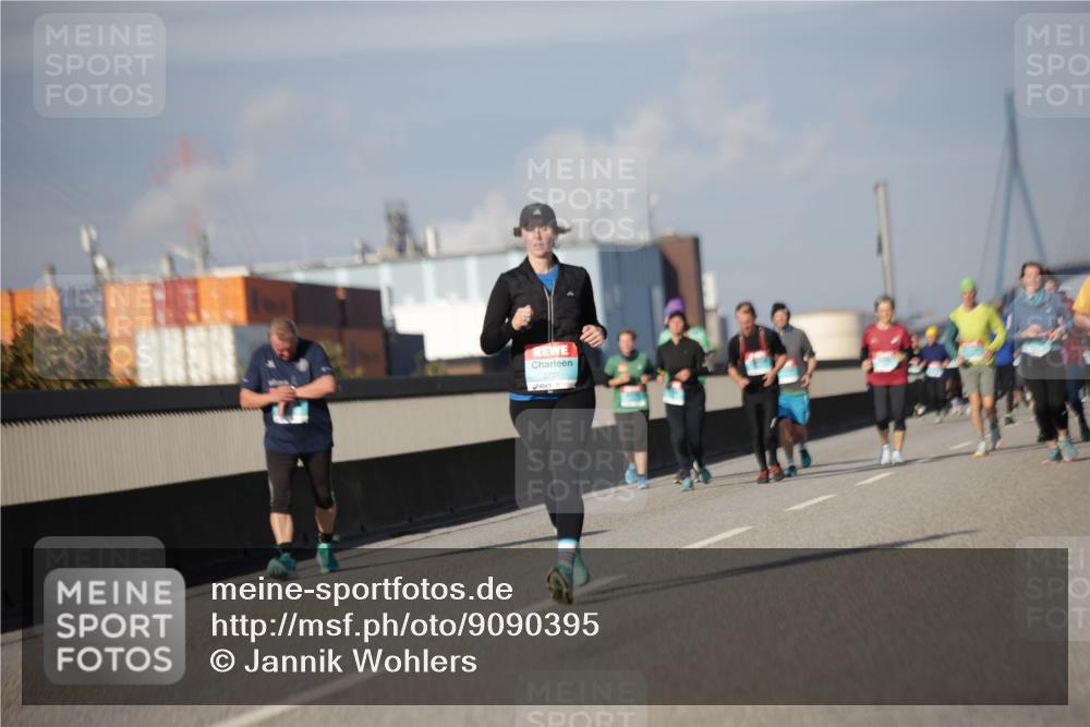 03.10.2025 - Köhlbrandbrückenlauf Jannik Wohlers http://msf.ph/oto/9090395 03.10.2025 10:10:22 Position 3 3701 meine-sportfotos.de