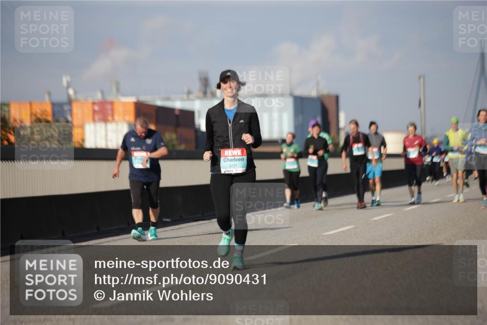 03.10.2025 - Köhlbrandbrückenlauf Jannik Wohlers http://msf.ph/oto/9090431 03.10.2025 10:10:23 Position 3 3701 meine-sportfotos.de