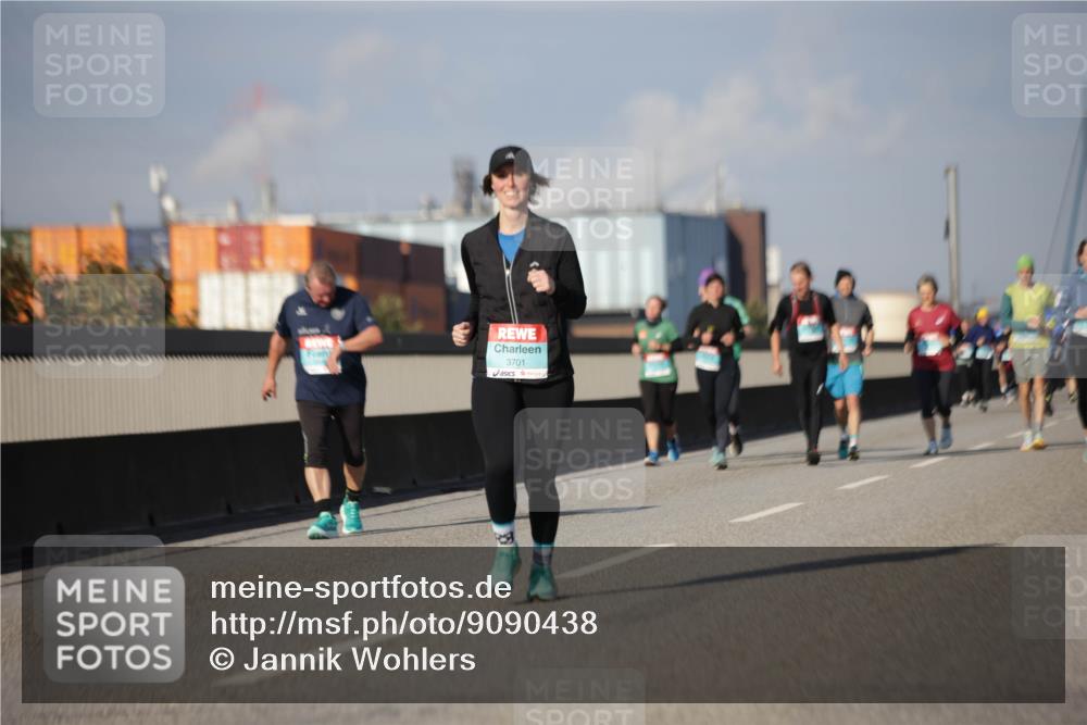 03.10.2025 - Köhlbrandbrückenlauf Jannik Wohlers http://msf.ph/oto/9090438 03.10.2025 10:10:23 Position 3 3701 meine-sportfotos.de