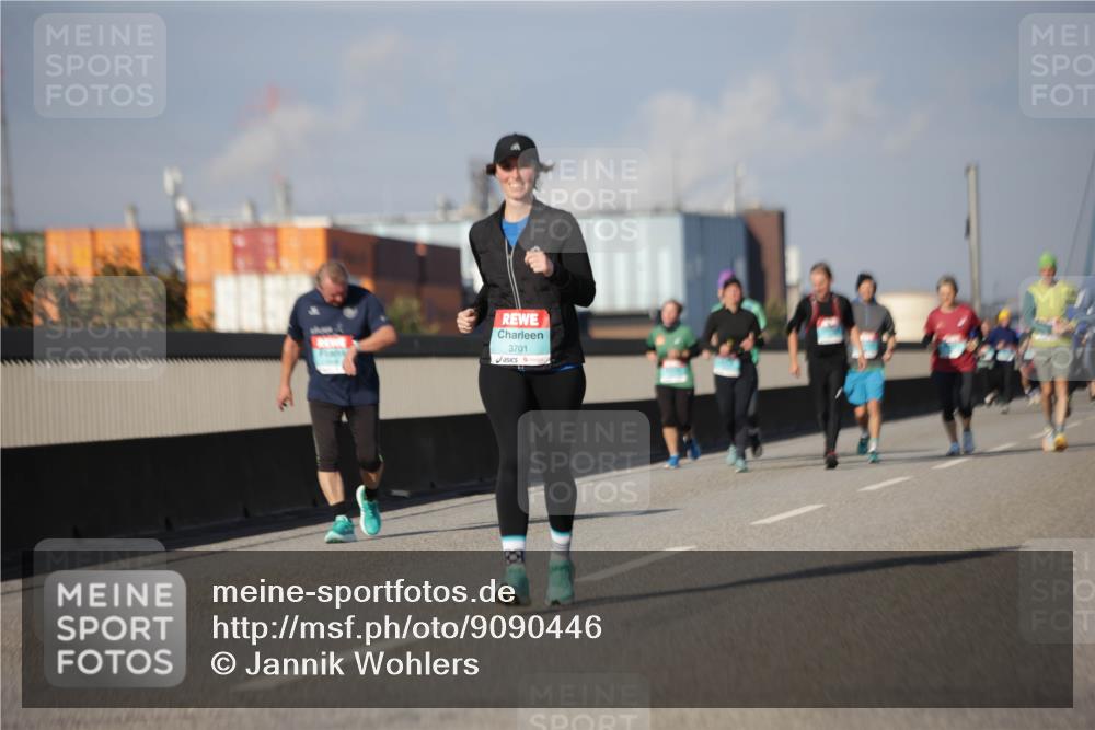 03.10.2025 - Köhlbrandbrückenlauf Jannik Wohlers http://msf.ph/oto/9090446 03.10.2025 10:10:23 Position 3 3701 meine-sportfotos.de