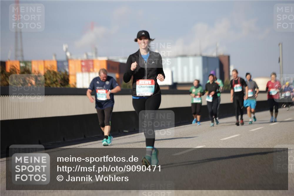 03.10.2025 - Köhlbrandbrückenlauf Jannik Wohlers http://msf.ph/oto/9090471 03.10.2025 10:10:23 Position 3 3701 meine-sportfotos.de