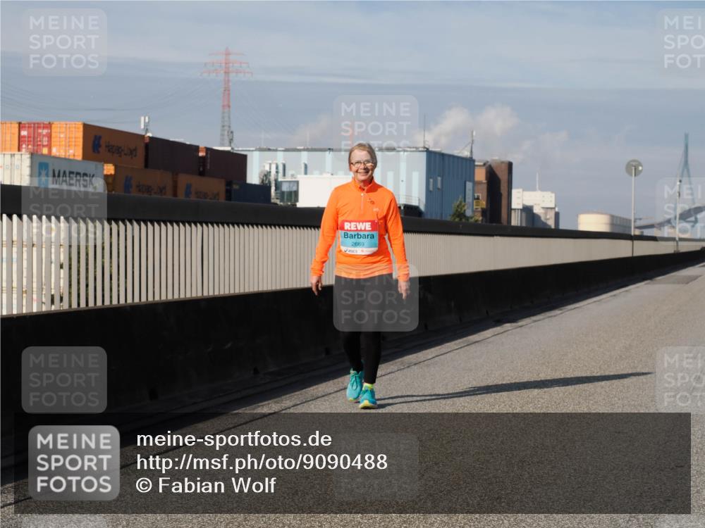 03.10.2025 - Köhlbrandbrückenlauf Fabian Wolf http://msf.ph/oto/9090488 03.10.2025 10:26:11 Position 3 2669 meine-sportfotos.de