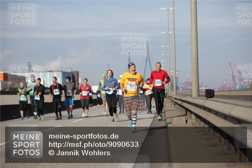 03.10.2025 - Köhlbrandbrückenlauf Jannik Wohlers http://msf.ph/oto/9090633 03.10.2025 10:10:27 Position 3 3122 meine-sportfotos.de