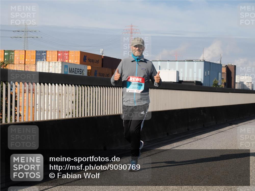 03.10.2025 - Köhlbrandbrückenlauf Fabian Wolf http://msf.ph/oto/9090769 03.10.2025 10:26:38 Position 3 2692 meine-sportfotos.de