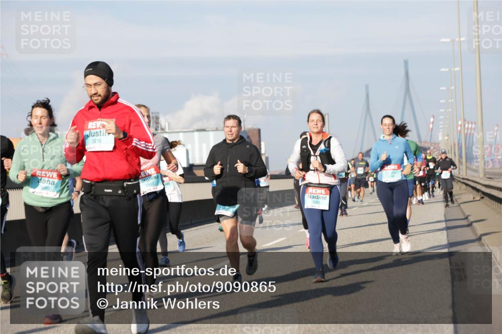 03.10.2025 - Köhlbrandbrückenlauf Jannik Wohlers http://msf.ph/oto/9090865 03.10.2025 09:59:12 Position 3 3580, 3216, 1907, 1492, 1565 meine-sportfotos.de