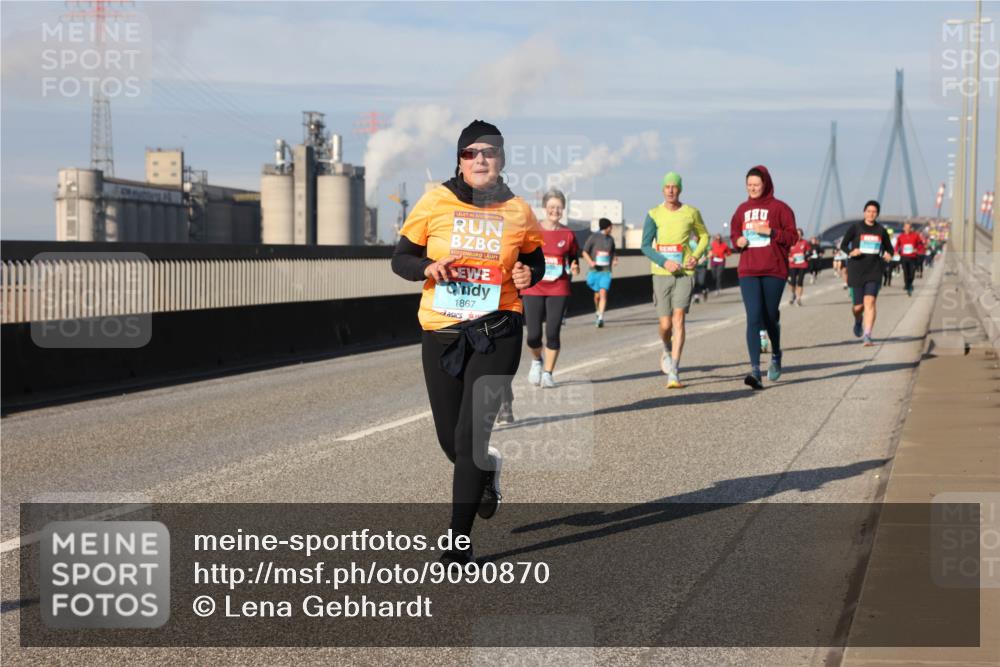 03.10.2025 - Köhlbrandbrückenlauf Lena Gebhardt http://msf.ph/oto/9090870 03.10.2025 10:07:45 Position 2 1867 meine-sportfotos.de