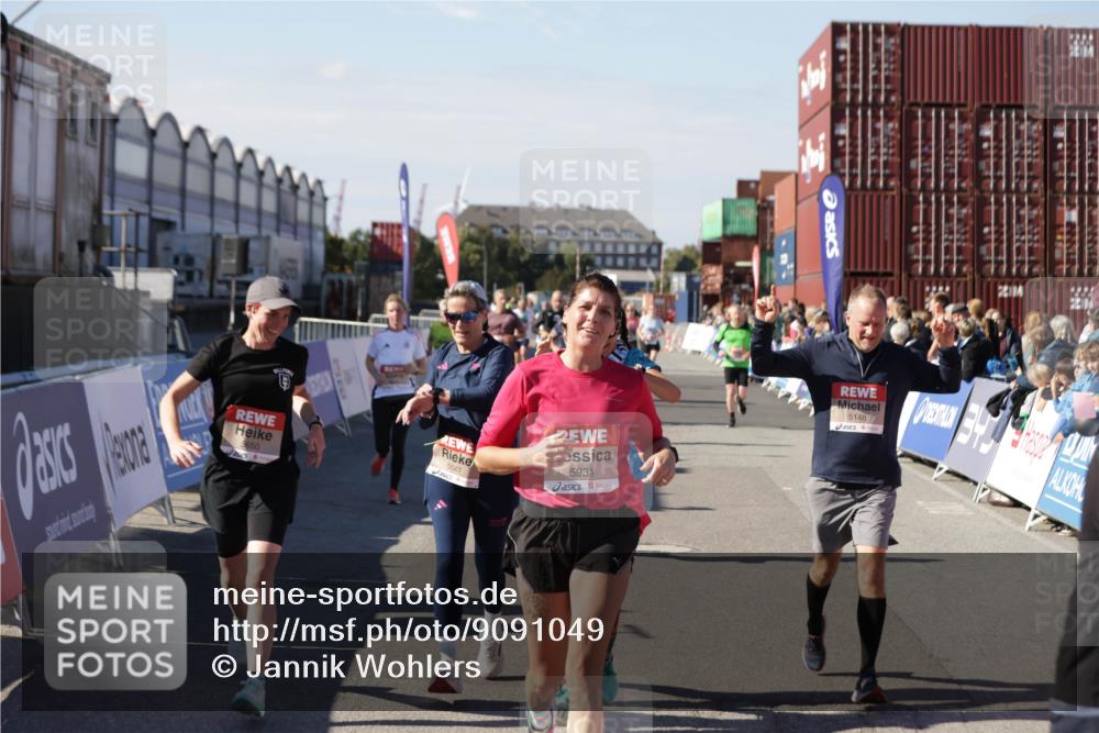 03.10.2025 - Köhlbrandbrückenlauf Jannik Wohlers http://msf.ph/oto/9091049 03.10.2025 13:19:43 Ziel 4981, 5047, 5148, 5647, 5648, 5650, 5838, 5931, 5975, 6382, 6383, 6509, 6600, 6660, 6730 meine-sportfotos.de