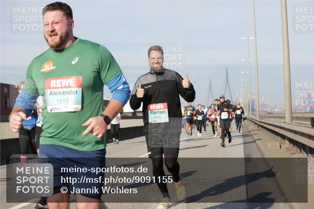 03.10.2025 - Köhlbrandbrückenlauf Jannik Wohlers http://msf.ph/oto/9091155 03.10.2025 09:59:19 Position 3 1213, 3144 meine-sportfotos.de