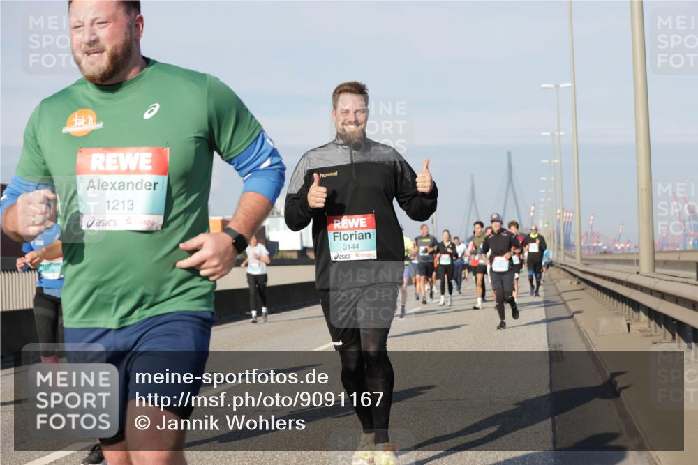 03.10.2025 - Köhlbrandbrückenlauf Jannik Wohlers http://msf.ph/oto/9091167 03.10.2025 09:59:19 Position 3 1213, 3144 meine-sportfotos.de