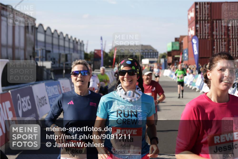 03.10.2025 - Köhlbrandbrückenlauf Jannik Wohlers http://msf.ph/oto/9091211 03.10.2025 13:19:45 Ziel 4376, 4539, 4981, 5047, 5059, 5148, 5647, 5648, 5650, 5704, 5838, 5931, 5975, 6382, 6383, 6509, 6600, 6660, 6730 meine-sportfotos.de