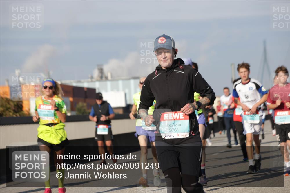 03.10.2025 - Köhlbrandbrückenlauf Jannik Wohlers http://msf.ph/oto/9091249 03.10.2025 09:59:22 Position 3 3761 meine-sportfotos.de
