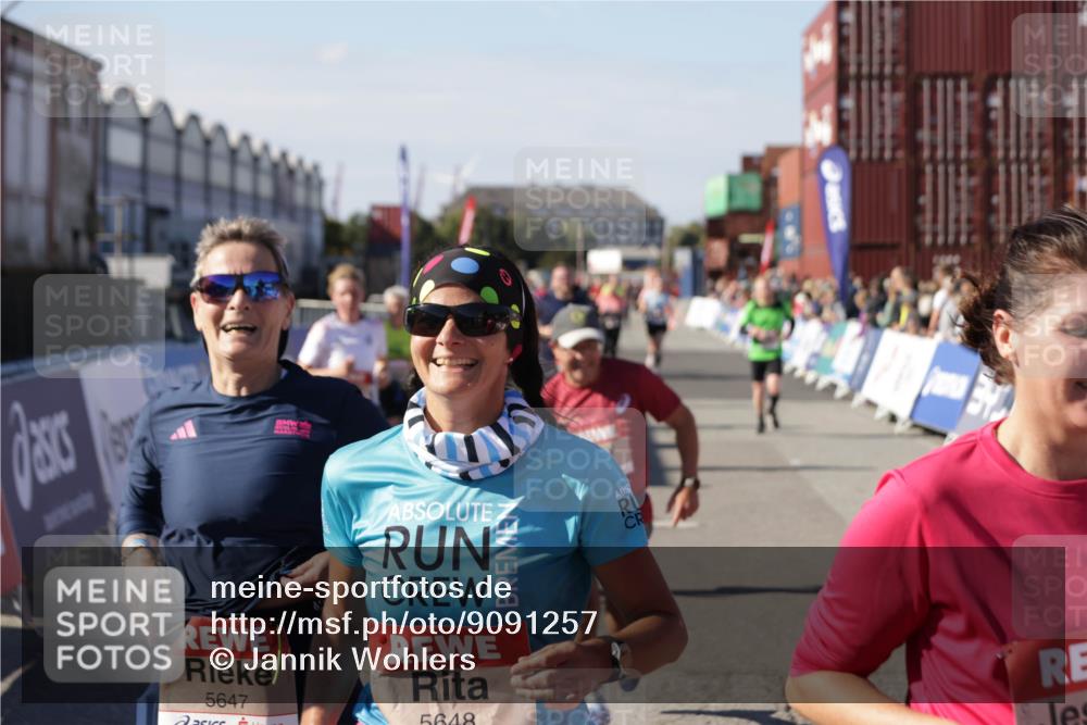03.10.2025 - Köhlbrandbrückenlauf Jannik Wohlers http://msf.ph/oto/9091257 03.10.2025 13:19:45 Ziel 4376, 4539, 4981, 5047, 5059, 5148, 5647, 5648, 5650, 5704, 5838, 5931, 5975, 6382, 6383, 6509, 6600, 6660, 6730 meine-sportfotos.de