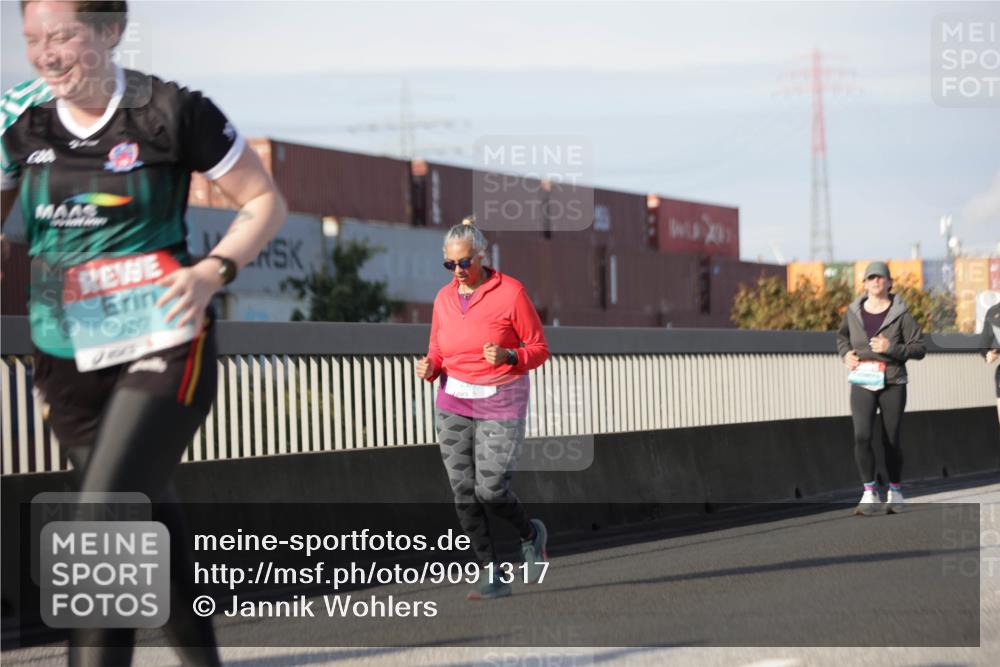 03.10.2025 - Köhlbrandbrückenlauf Jannik Wohlers http://msf.ph/oto/9091317 03.10.2025 10:10:56 Position 3  meine-sportfotos.de