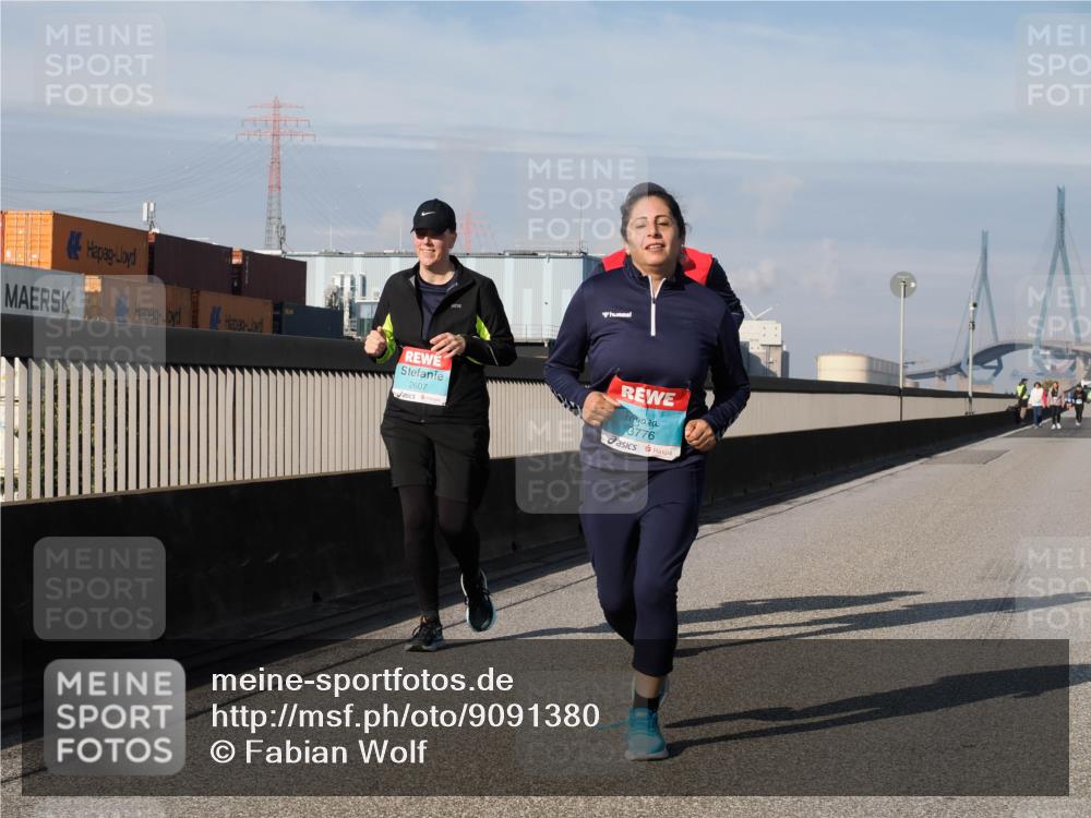 03.10.2025 - Köhlbrandbrückenlauf Fabian Wolf http://msf.ph/oto/9091380 03.10.2025 10:27:01 Position 3 2607, 3776 meine-sportfotos.de