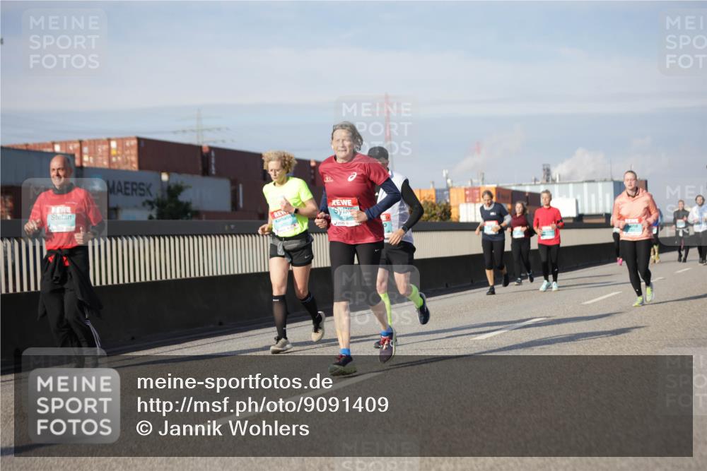03.10.2025 - Köhlbrandbrückenlauf Jannik Wohlers http://msf.ph/oto/9091409 03.10.2025 10:11:04 Position 3  meine-sportfotos.de